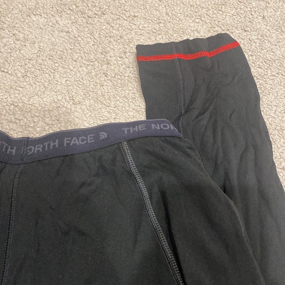 Mens The North Face base layer - Picture 3 of 3